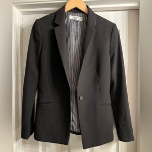 EUC Tahari Arthur S Levine Blazer.  Black.  Size 8.